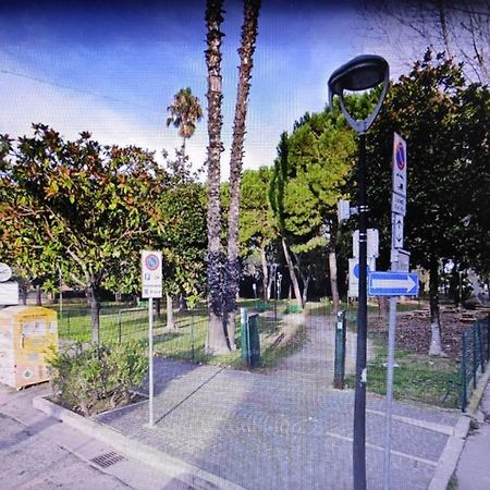 La Casa Vicino Al Parco Apartman Giulianova Kültér fotó